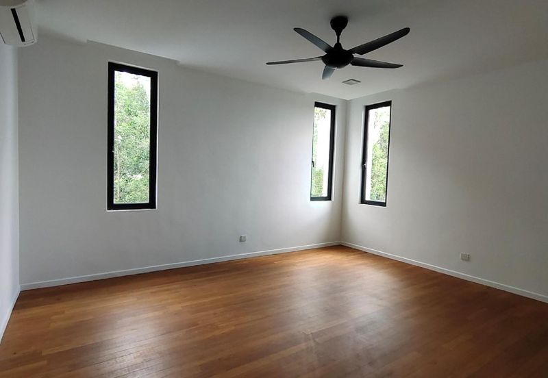 KGSAAS Golf Club, Seksyen 13