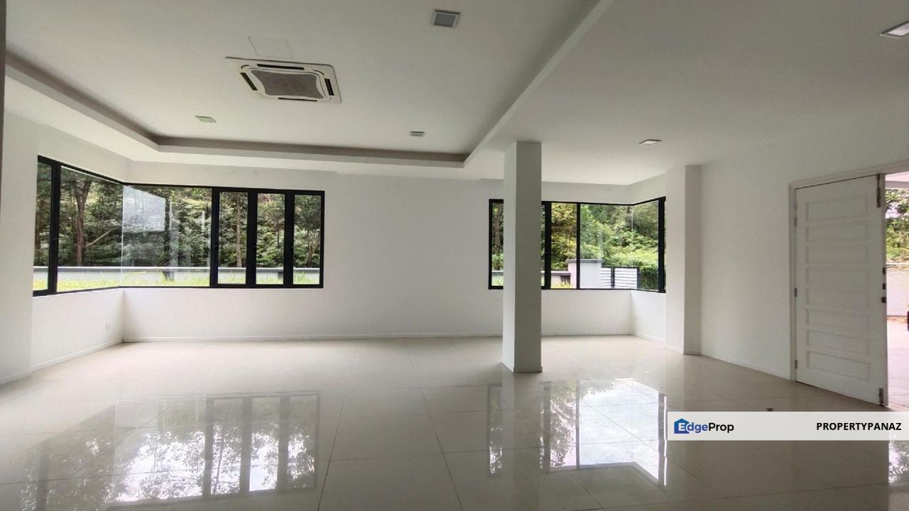 3 Storey Bungalow Golf Club Shah Alam, Selangor, Shah Alam