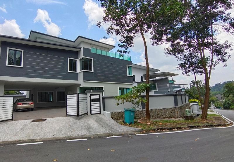 KGSAAS Golf Club, Seksyen 13