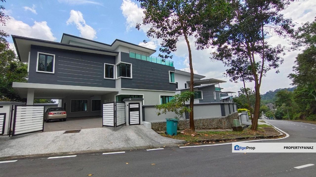 3 Storey Bungalow Golf Club Shah Alam, Selangor, Shah Alam