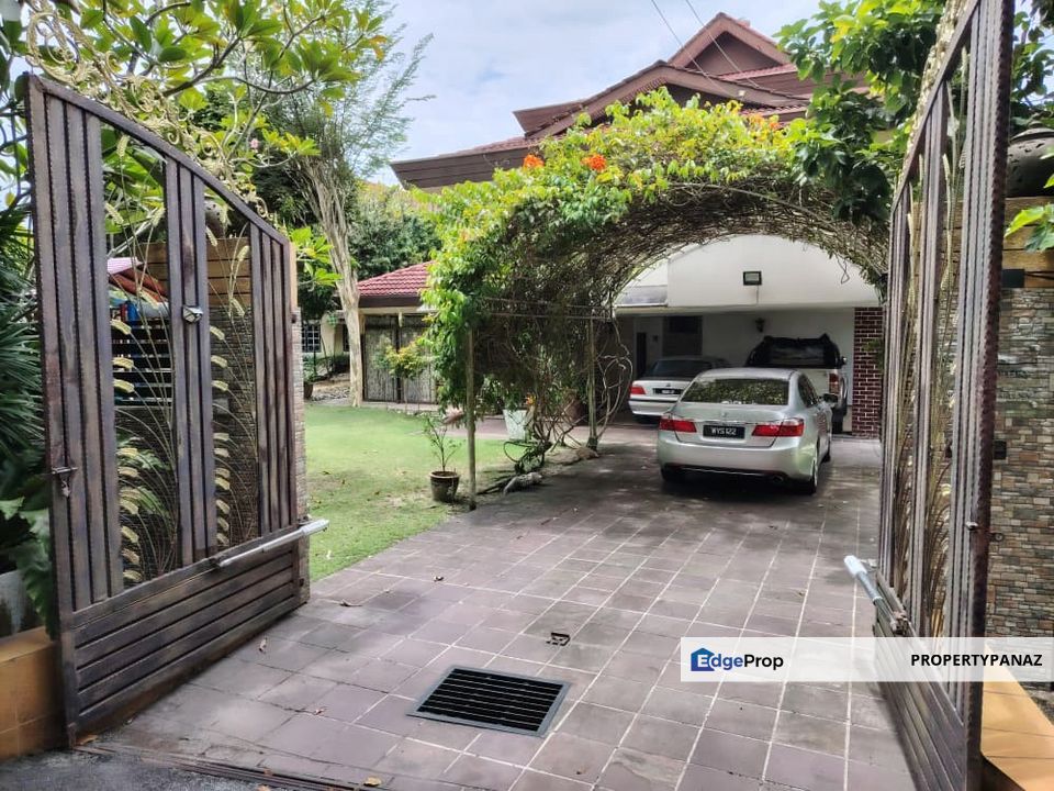2.5 Storey Bungalow House SS19 Subang Jaya, Selangor, Subang Jaya