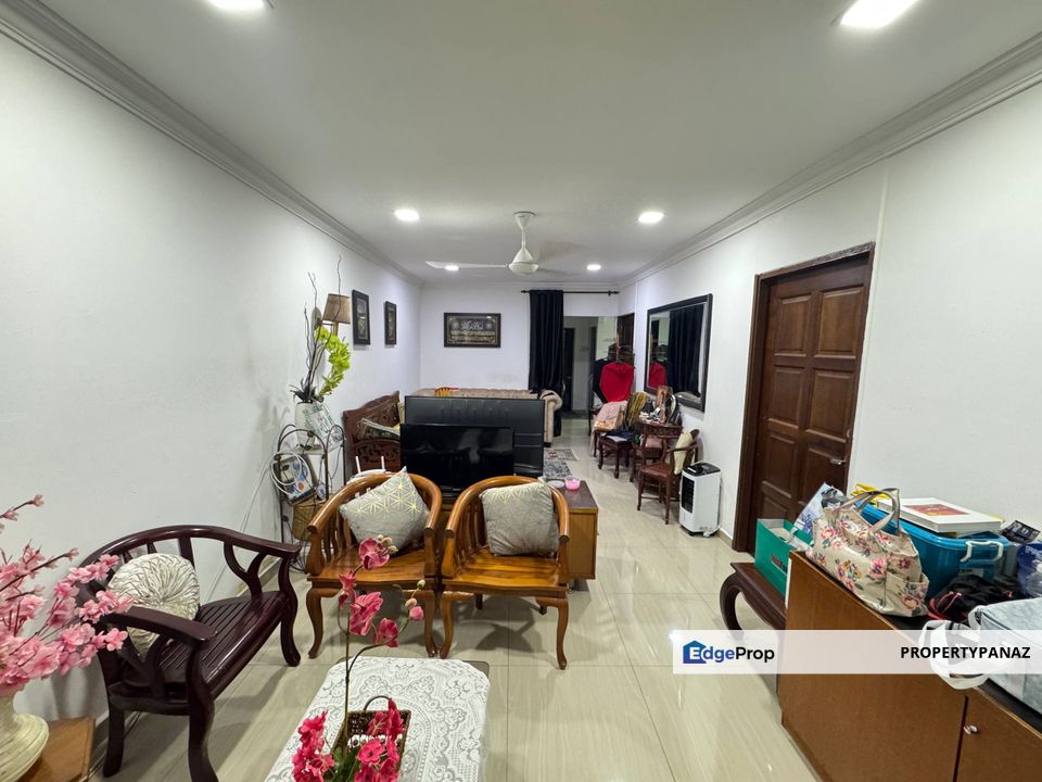 Single Storey Terrace House End Lot SS4 Kelana Jaya, Selangor, Petaling Jaya