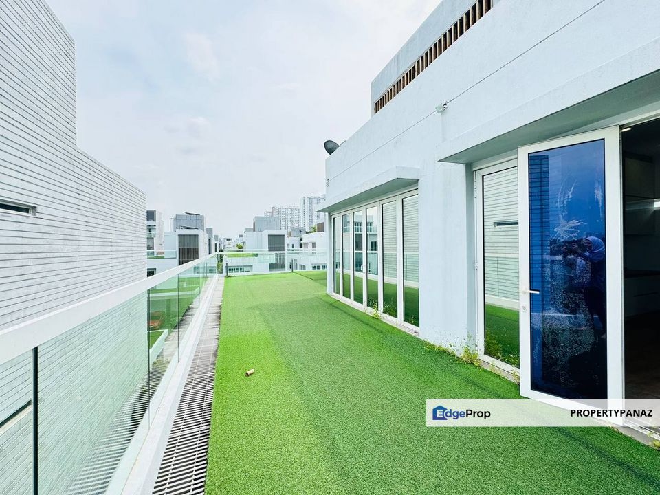 3 Storey Link Bungalow LakeFront Villa Cyberjaya, Selangor, Cyberjaya