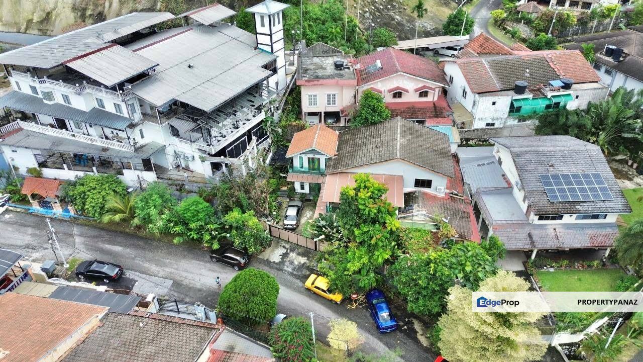 Double Storey Bungalow Taman Sri Ampang, Selangor, Ampang