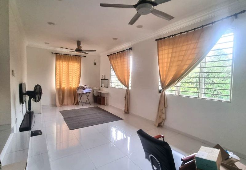 Seksyen 4, Shah Alam