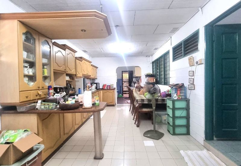 Seksyen 4, Shah Alam