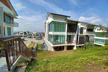 Kingsley Hills @ Putra Heights