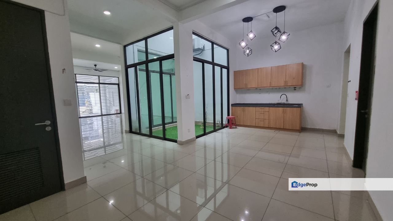 Aster Grove Superlink 3 Sty Denai Alam Shah Alam, Selangor, Shah Alam