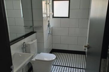 Hevea Elmina Gardens