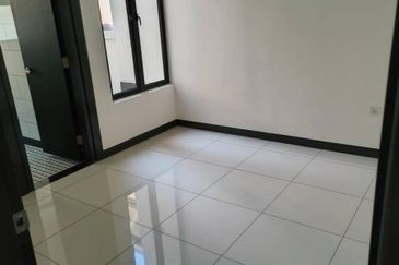 Hevea Elmina Gardens