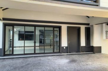 Hevea Elmina Gardens