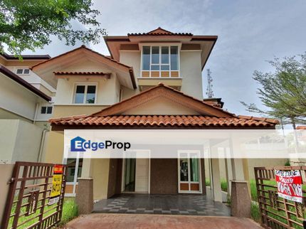 Semi D @ Puncak Tropika Seksyen 9, Shah Alam, Selangor, Shah Alam