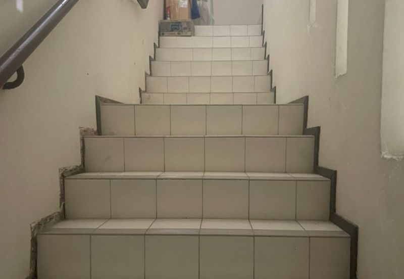   2 Storey Terrace Freehold For Sale @ Bukit Jelutong