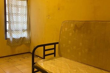   2 Storey Terrace Freehold For Sale @ Bukit Jelutong