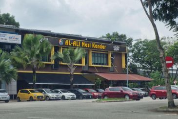   2 Storey Terrace Freehold For Sale @ Bukit Jelutong