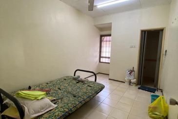   2 Storey Terrace Freehold For Sale @ Bukit Jelutong