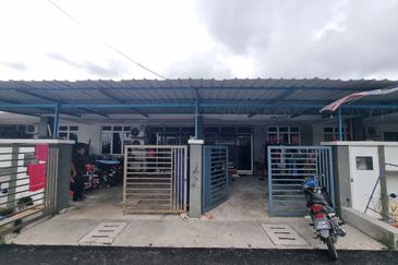Single Storey Taman Medan Indah, Telok Panglima Garang.