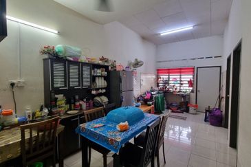 Single Storey Taman Medan Indah, Telok Panglima Garang.