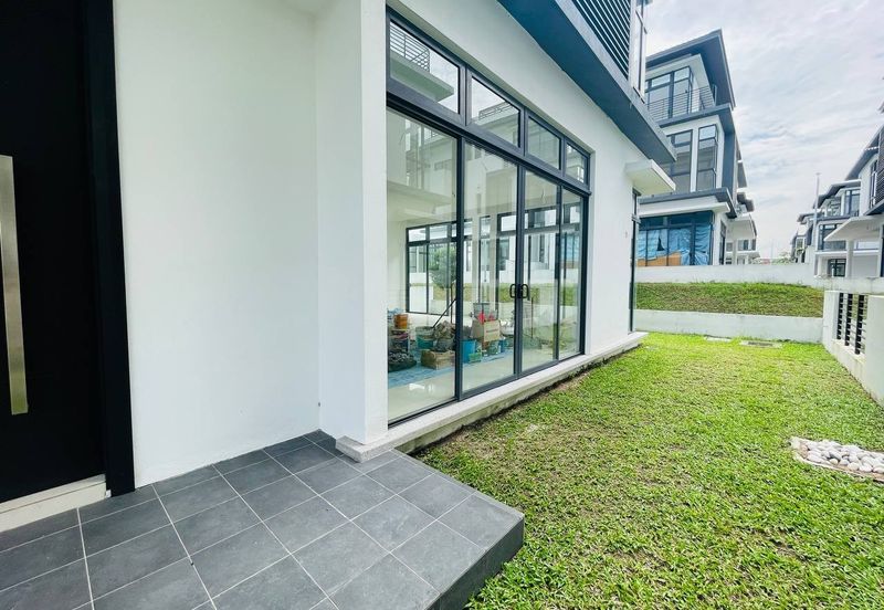 Senna Residence Presint 12