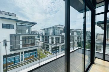 Senna Residence Presint 12