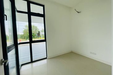 Senna Residence Presint 12