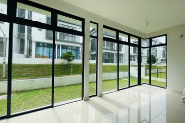 Senna Residence Presint 12