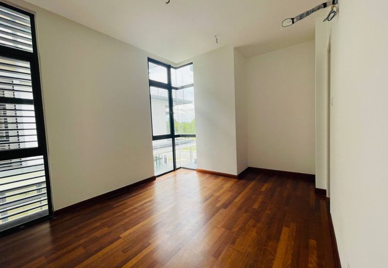 Senna Residence Presint 12