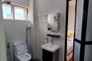 Renovated Corner Lot Double Storey Terrace SS14/7A Subang Jaya