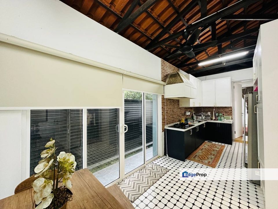 3 Storey Bungalow For Sale @ D’Villa Botany, Kota Damansara, Selangor, Kota Damansara