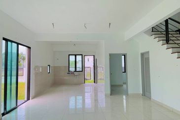 2 Storey End Lot Pandura, Alam Impian, Shah Alam