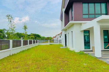 2 Storey End Lot Pandura, Alam Impian, Shah Alam