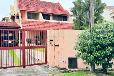 Double Storey Semi-D Taman Sri Ukay Ampang 