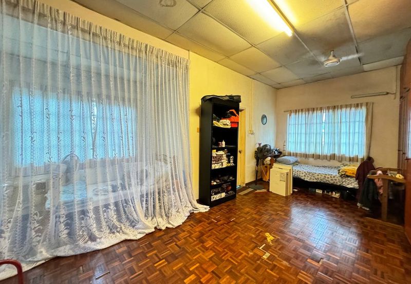 Double Storey Semi-D Taman Sri Ukay Ampang 