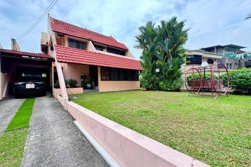 Double Storey Semi-D Taman Sri Ukay Ampang 