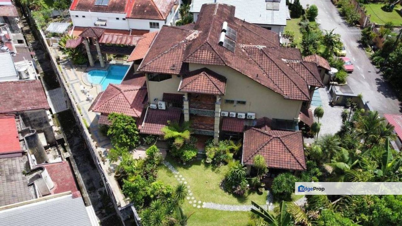 2.5 Storey Bungalow at Taman Hillview Ampang Kuala Lumpur, Selangor, Ampang