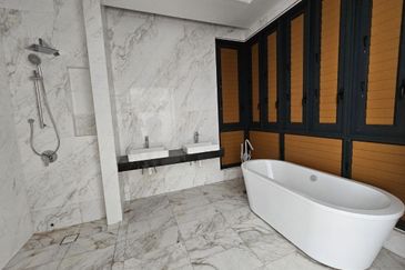 Seksyen 13, Shah Alam