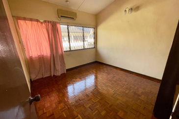 Seksyen 11, Shah Alam