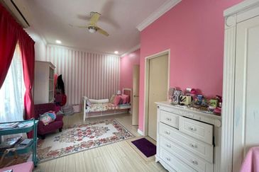 Corner 5000sf 2 Sty Freehold Bukit Jelutong Shah Alam