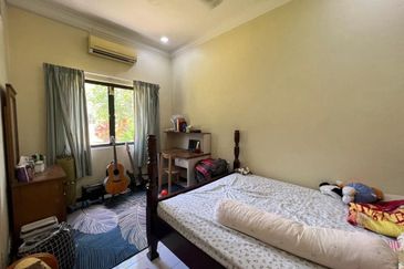 Corner 5000sf 2 Sty Freehold Bukit Jelutong Shah Alam