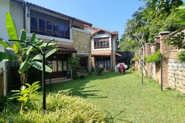 Corner 2 Sty Jalan Kubah Bukit Jelutong