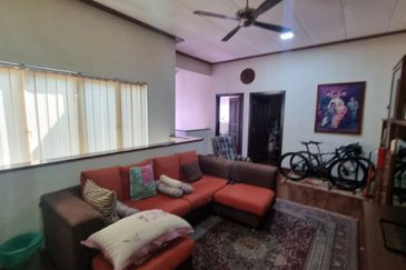 Corner 2 Sty Jalan Kubah Bukit Jelutong