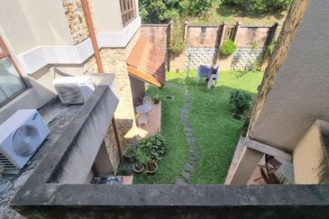 Corner 2 Sty Jalan Kubah Bukit Jelutong