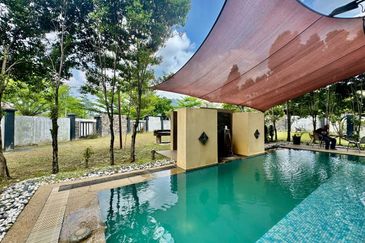 Kristal Court, Seksyen 7