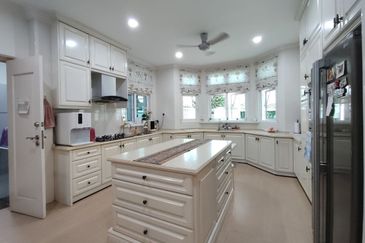 Seksyen 10, Shah Alam