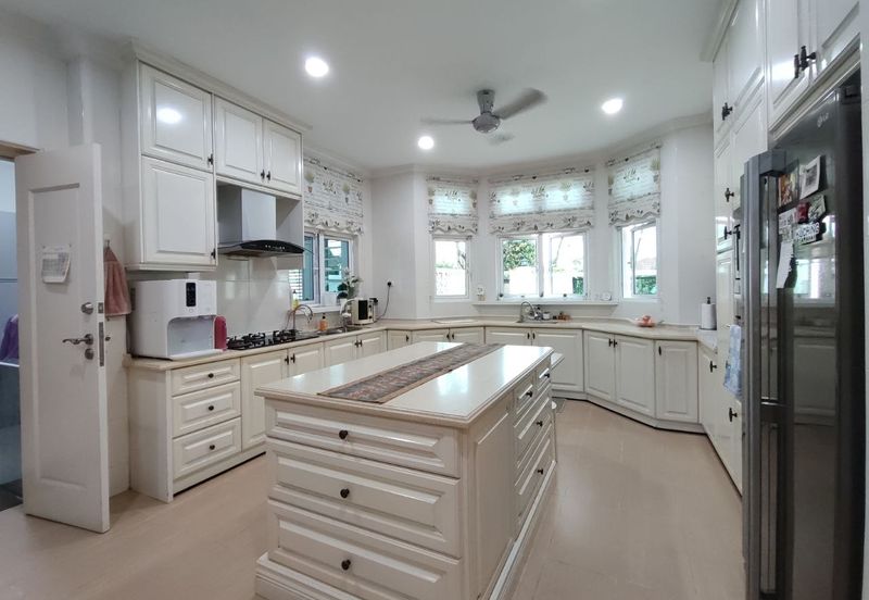 Seksyen 10, Shah Alam