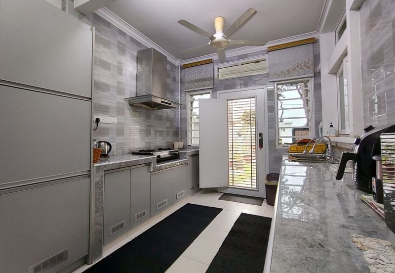 Seksyen 10, Shah Alam