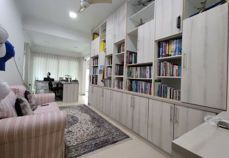 Seksyen 10, Shah Alam