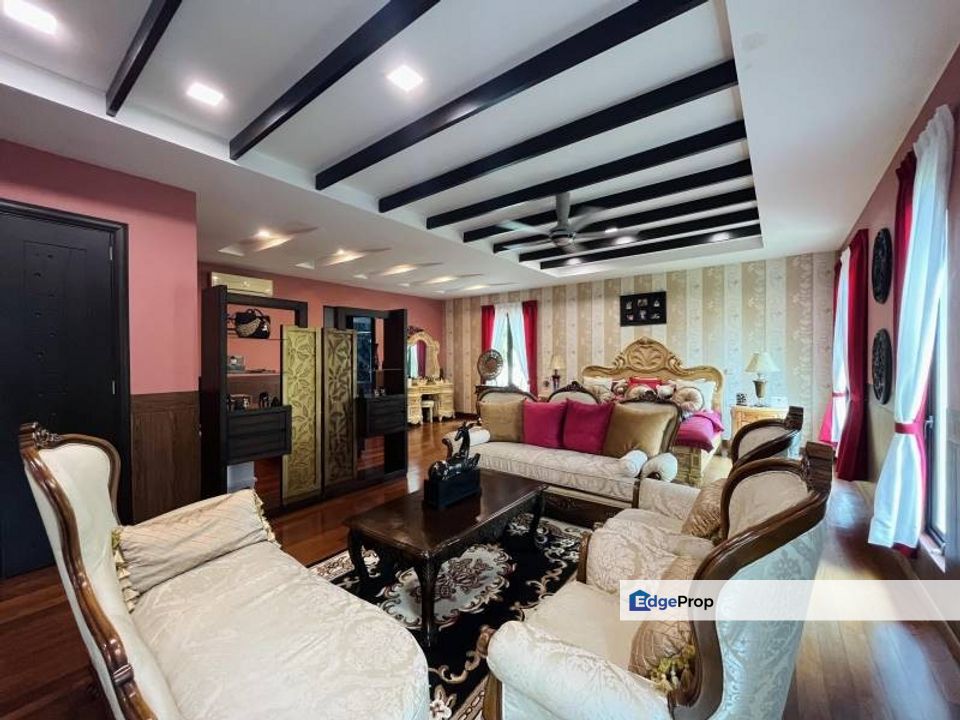 Bungalow with Private Pool Country Heights Kajang, Selangor, Country Heights