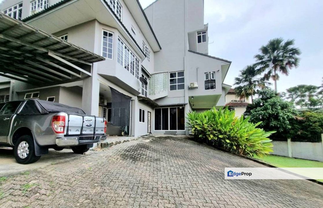Bungalow 3.5 Sty Huge land Seksyen 9 Shah Alam, Selangor, Shah Alam