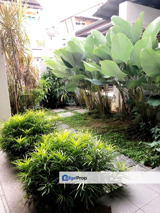 Semi D 3 Sty Laman Seri Seksyen 13 Shah Alam, Selangor, Shah Alam